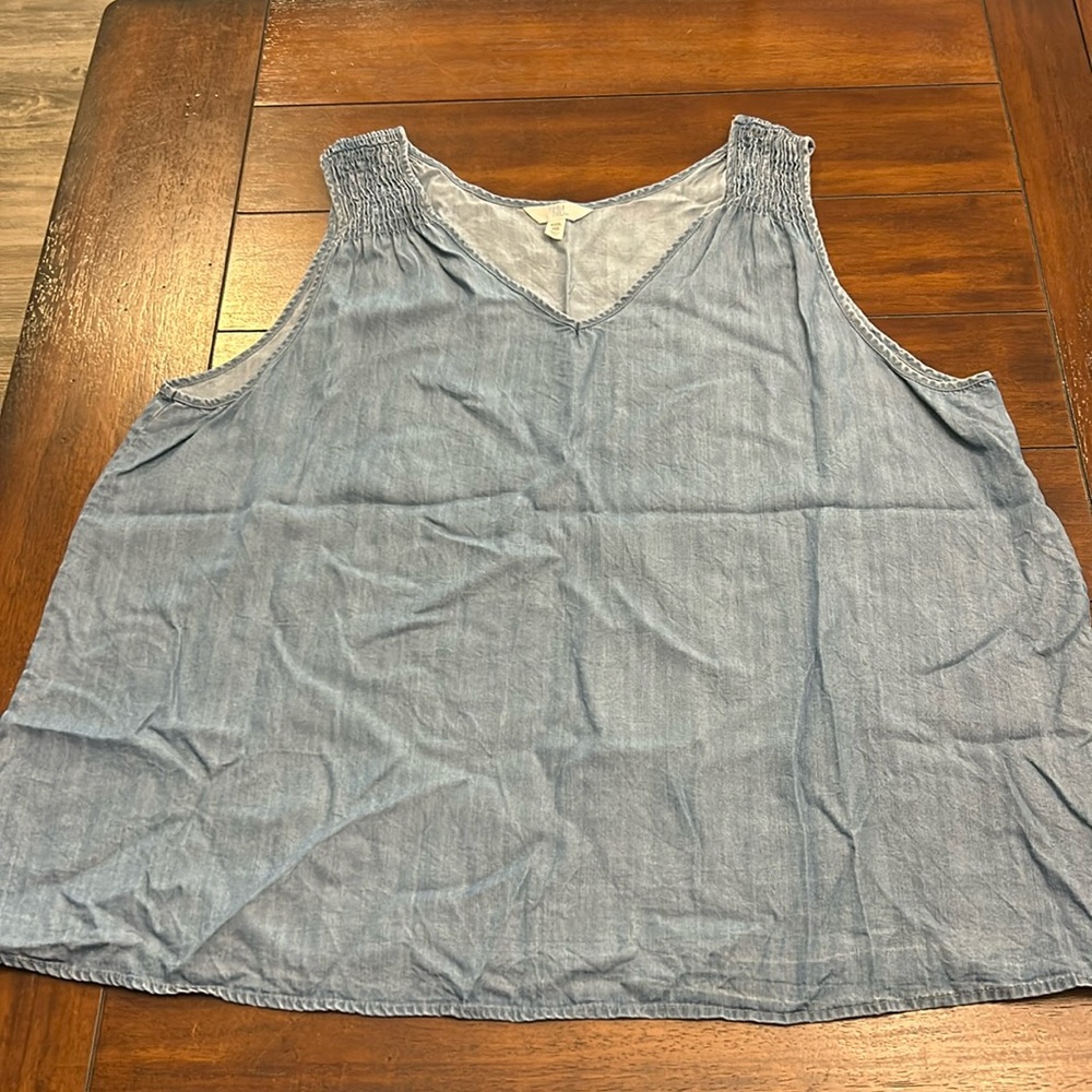 Light denim chambray flowy tank top